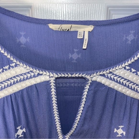 Anthropologie Floret Adena Women's Blue Embroidered Top size 2 - Picture 5 of 12